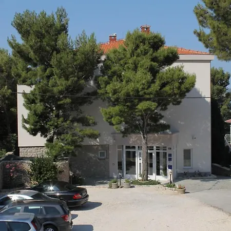 Double Starigrad 3333d